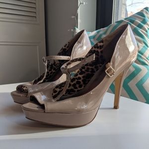 Fergalicuous by Fergie. Sz 11. Platform heels.